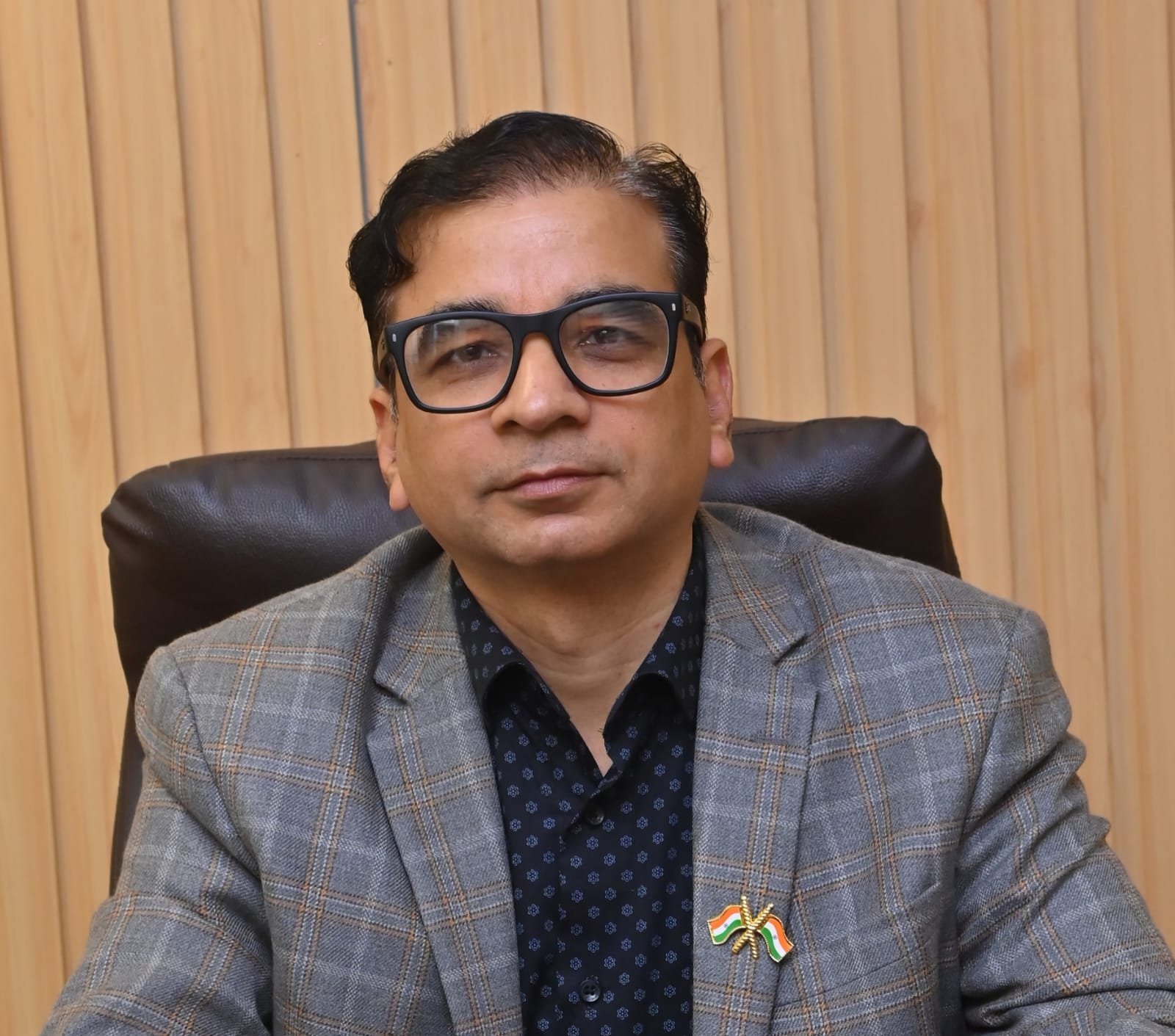 Dr. Vivek Mishra